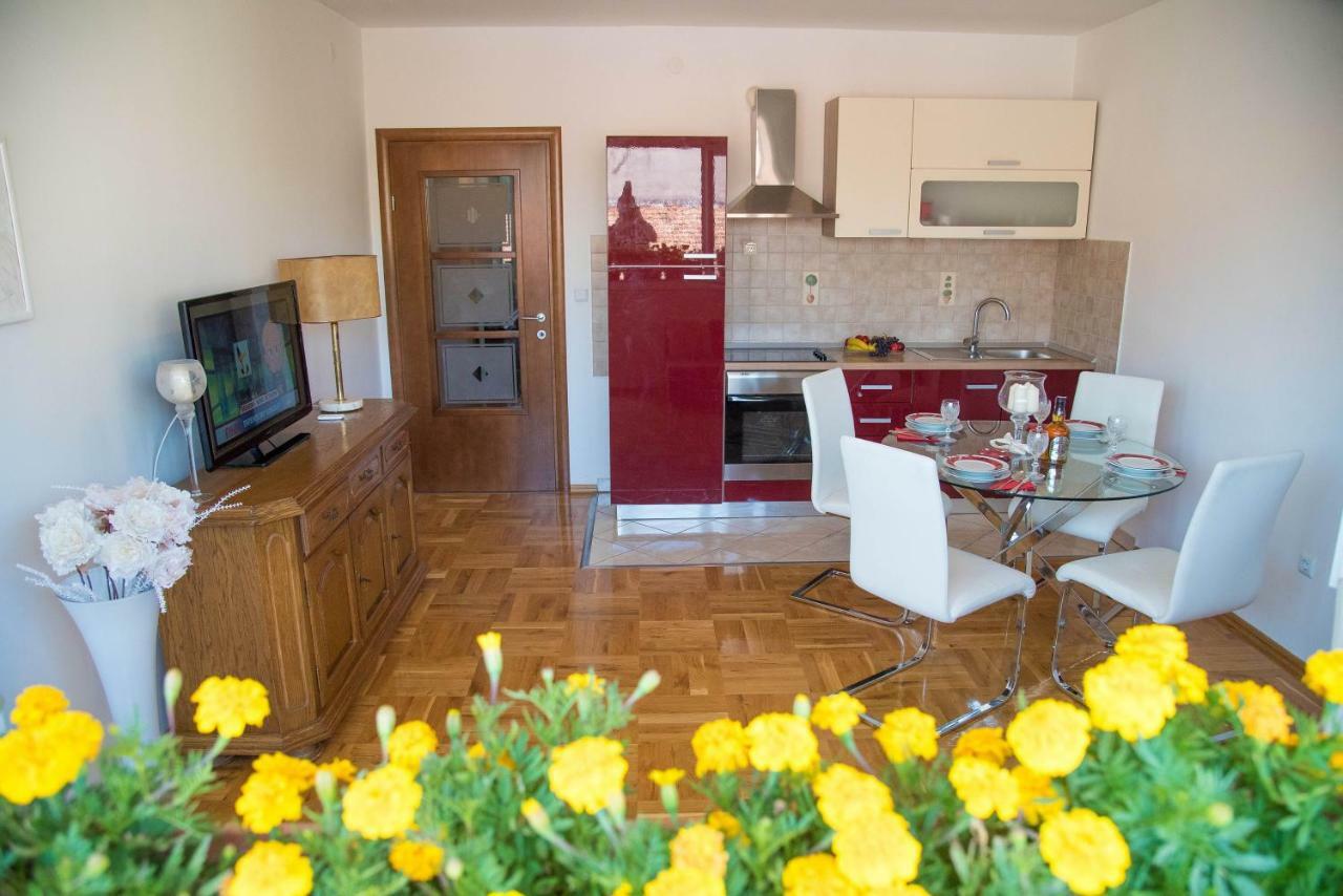 Apartment Ines Sinj Exteriér fotografie