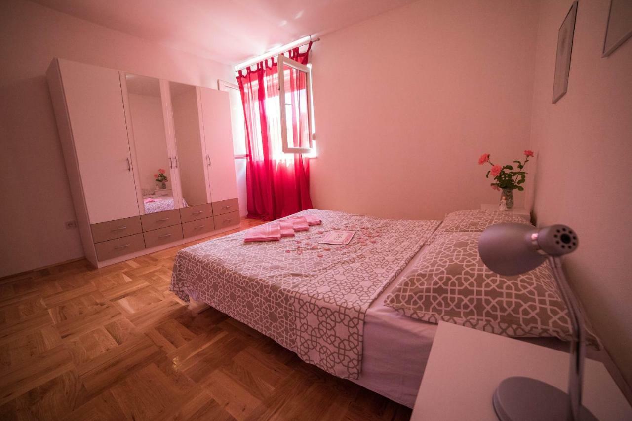 Apartment Ines Sinj Exteriér fotografie