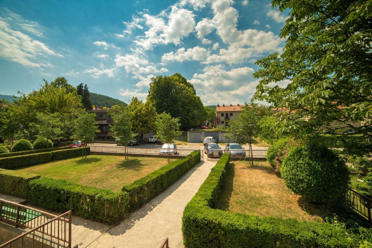 Apartment Ines Sinj Exteriér fotografie