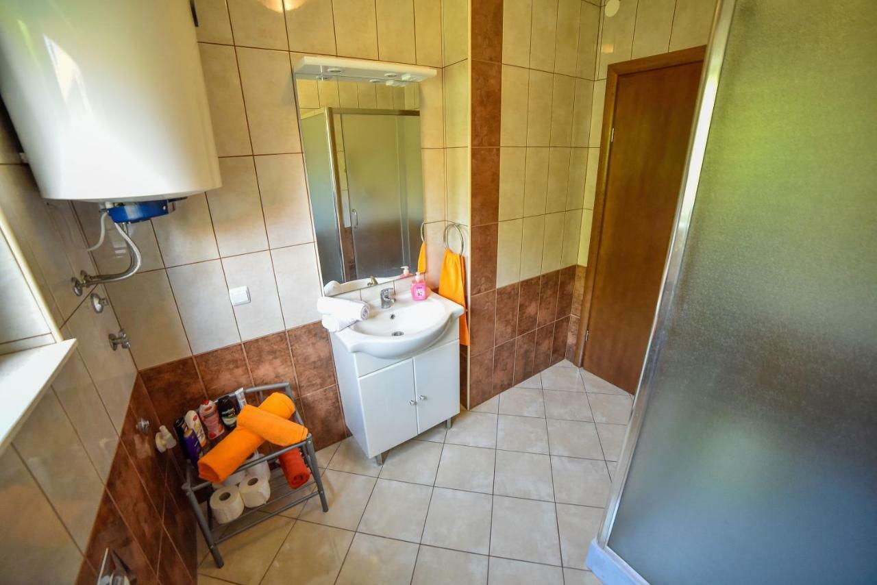 Apartment Ines Sinj Exteriér fotografie